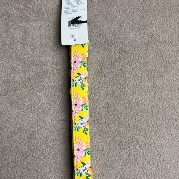 Top Paw Floral Yellow Gold Dog Collar - Picture 2 of 3
